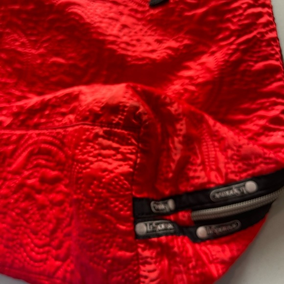 LeSportsac carry on expandable over luggage handle tote washable zippered pocket - Picture 12 of 16